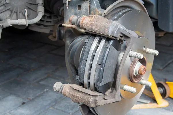 راهکار های رفع برنگشتن پیستون ترمز تیبا