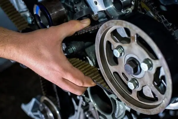 علت خرابی تسمه تایم ساینا