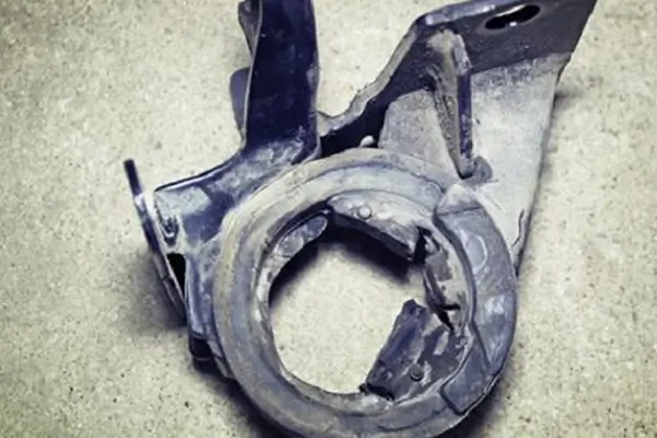 دلایل خرابی دسته موتور در تیبا