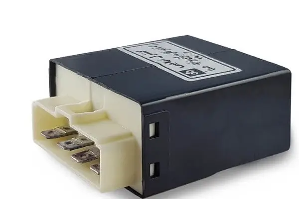 مهم ترین علائم خرابی رله قفل مرکزی پراید