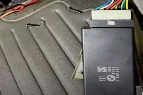 نکات مهم هنگام خرید رله قفل مرکزی پراید